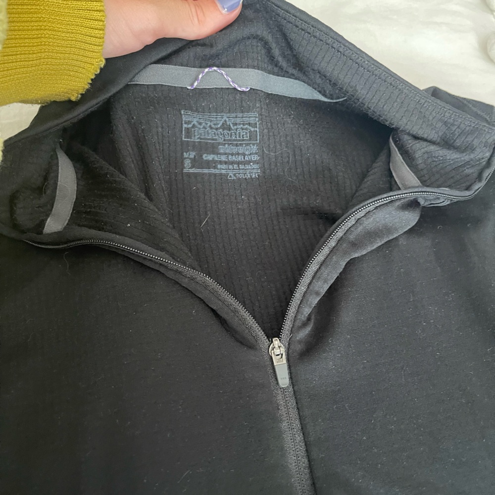Patagonia pull over - Picture 3 of 4